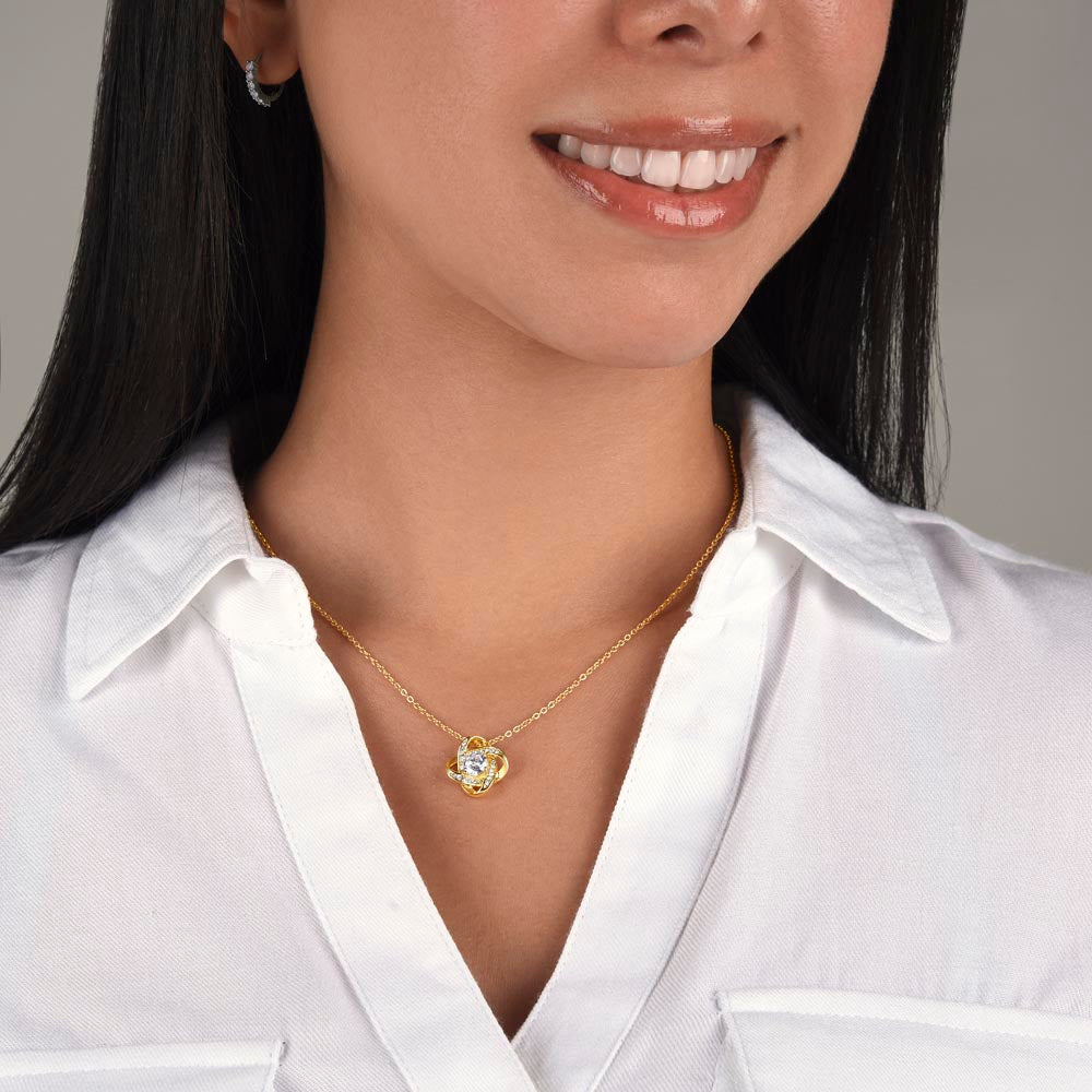 To My Daughter, St. Patrick's Day, Love Knot Necklace - YERTIZZ.COM